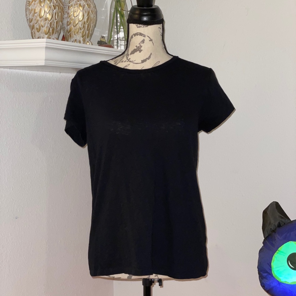 Express large black T-shirt